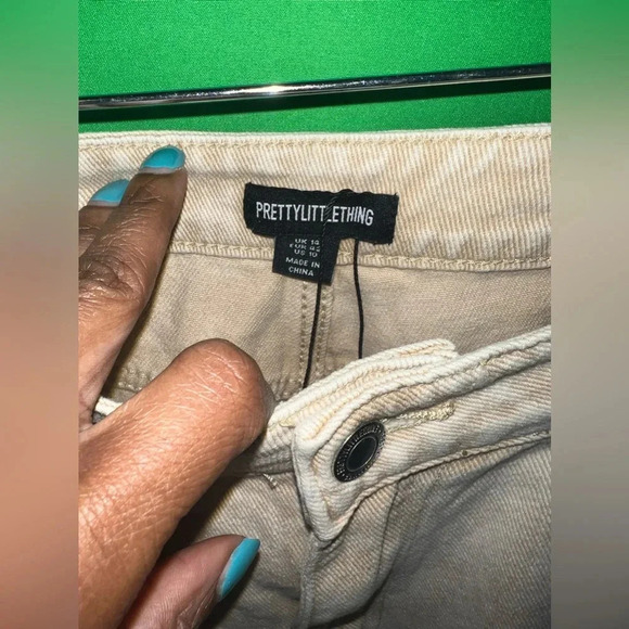 Pretty Little Thing Jeans size 10 - Picture 3 of 5